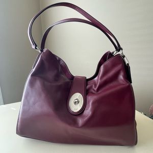 Coach Carlyle Bag in Burgundy